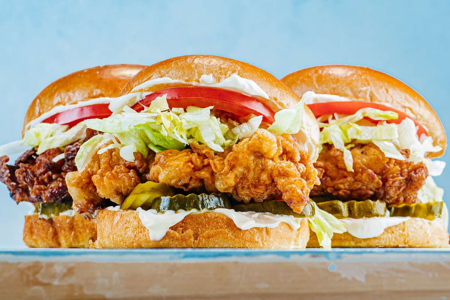 CRUNCHY CHICKEN SANDWICH