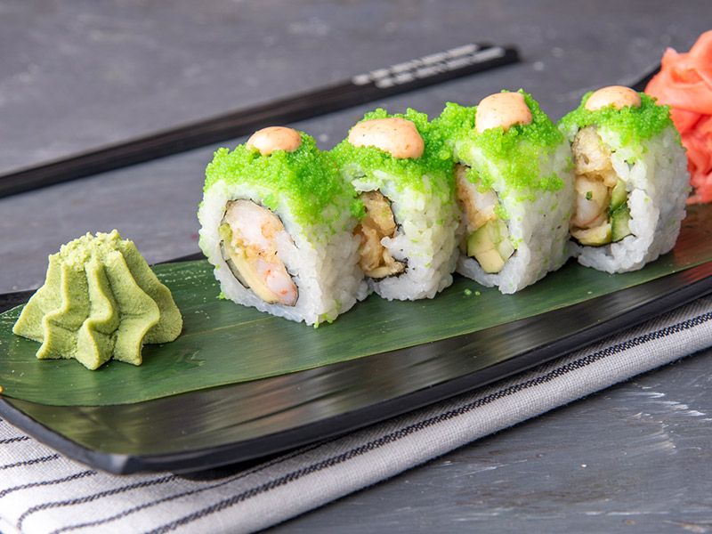 Tobiko Roll