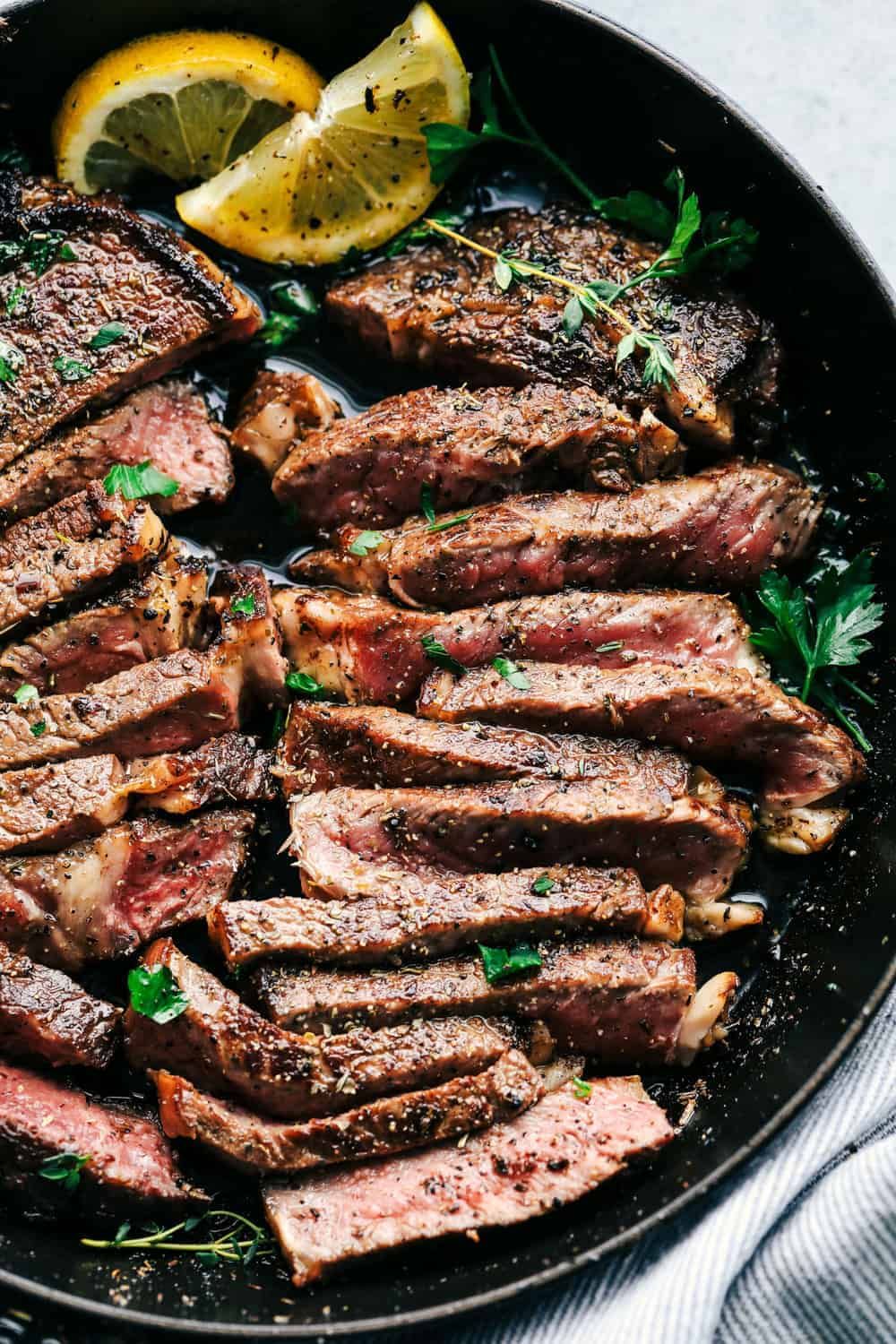 Black Pepper Fillet with pasta