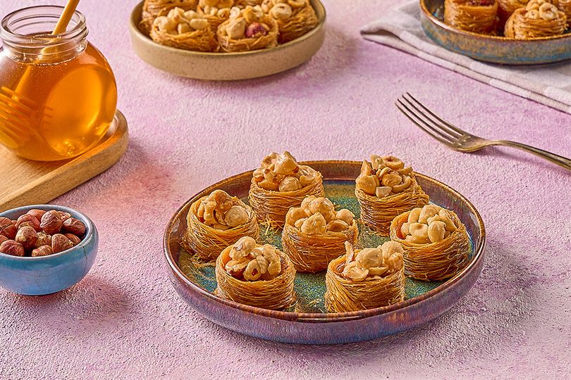 Hazelnut Kunafa Bracelets