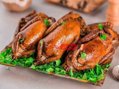 Pigeon nuts stuffed with rice