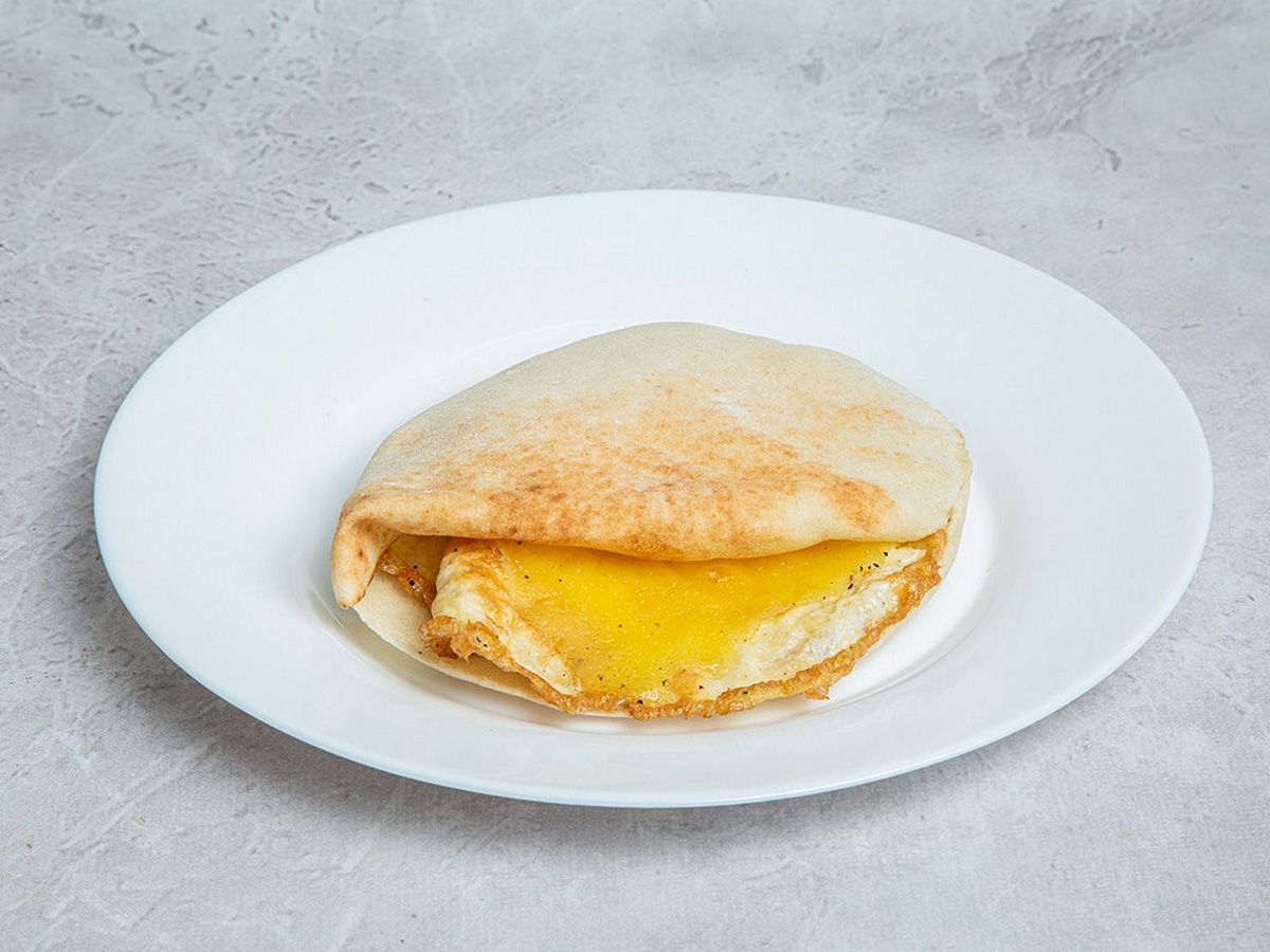Cheddar Omelette Sandwich