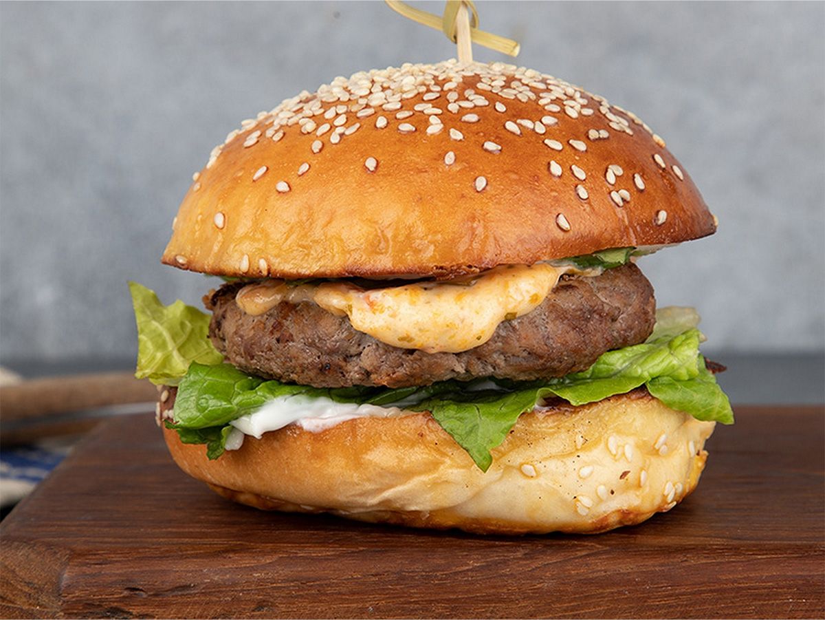 Plain burger sandwich