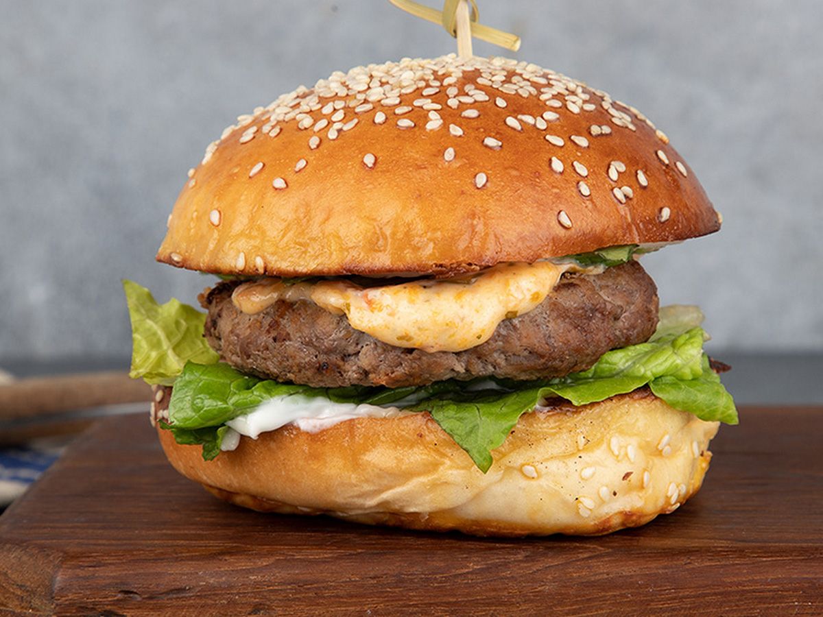 Plain medium burger Sandwich