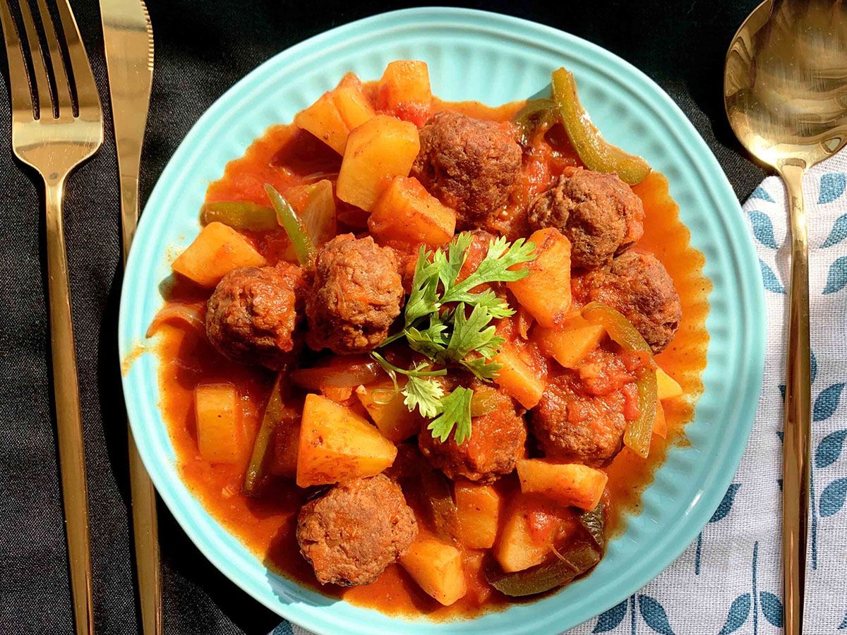 Potatoes With Kandouz Meat Tajine