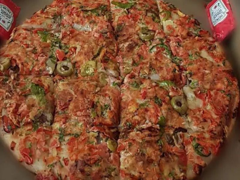 Oriental Pastrami Pizza