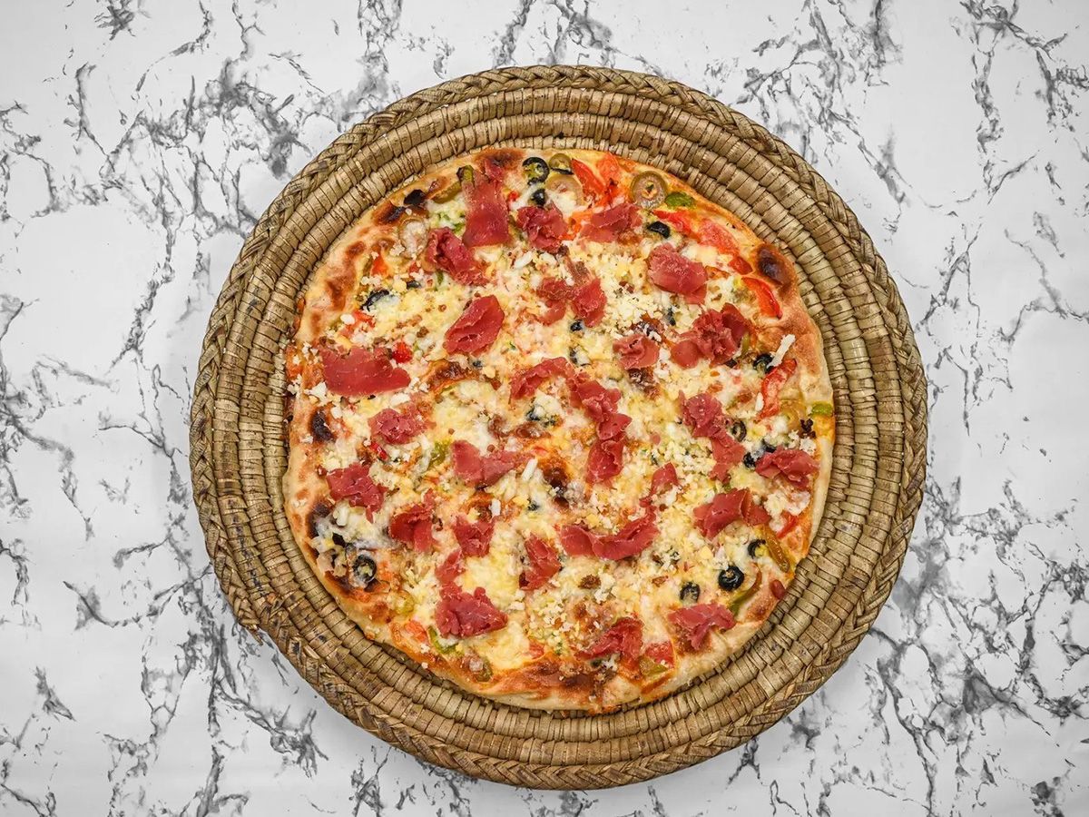 Pastrami Pizza