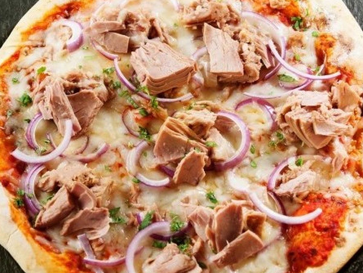 Tuna Pizza Medium