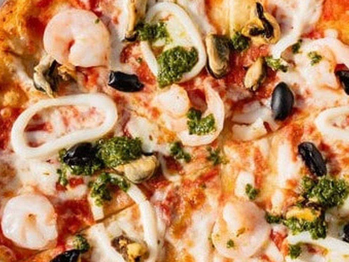 Italian Sea fruit pizza