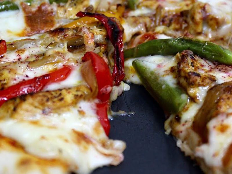 Chicken Shawerma Pizza