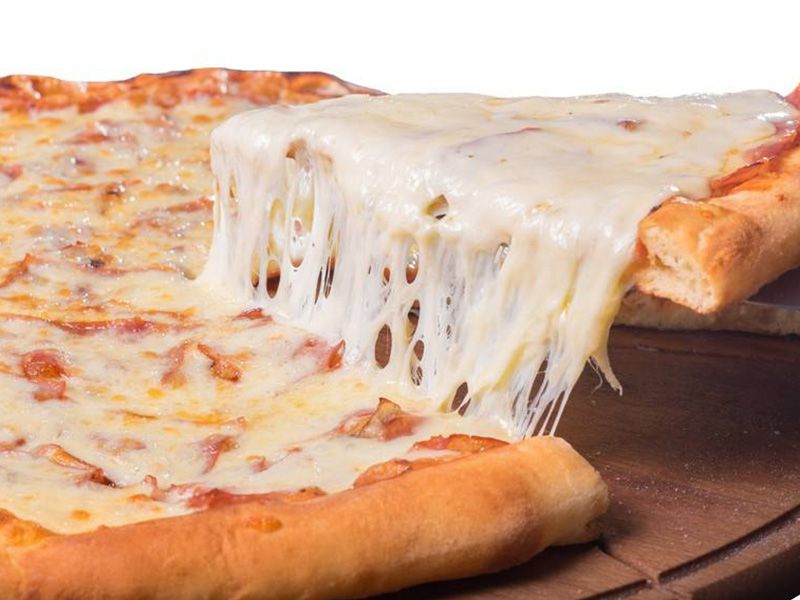 Roumi Cheese Oriental Pizza