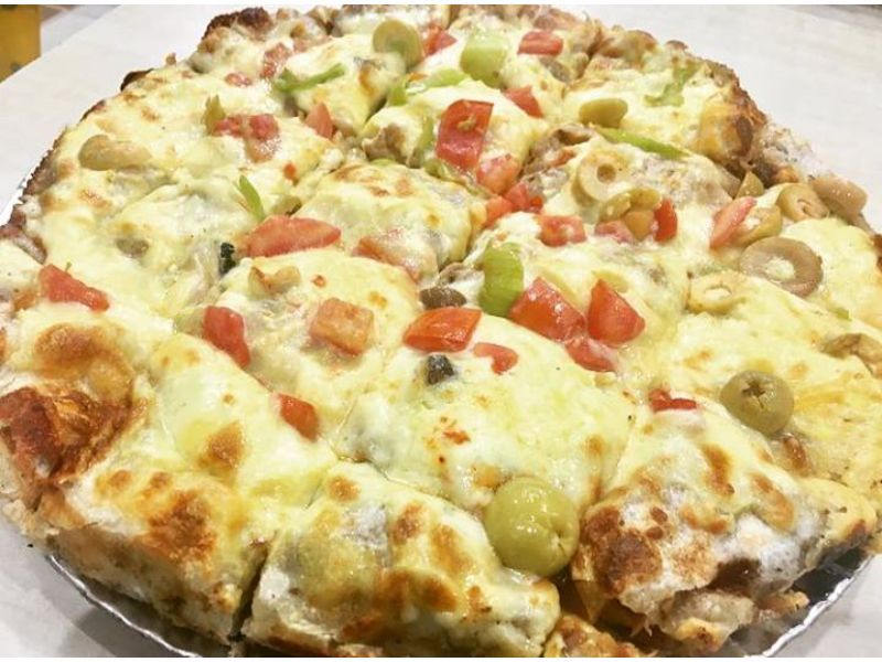 Mozzarella Cheese Oriental Pizza