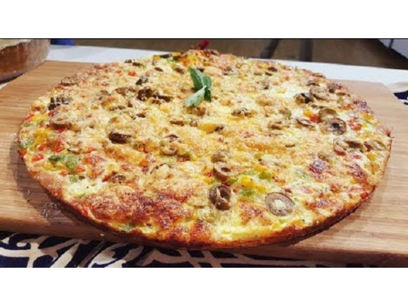 Crispy Chicken Oriental Pizza