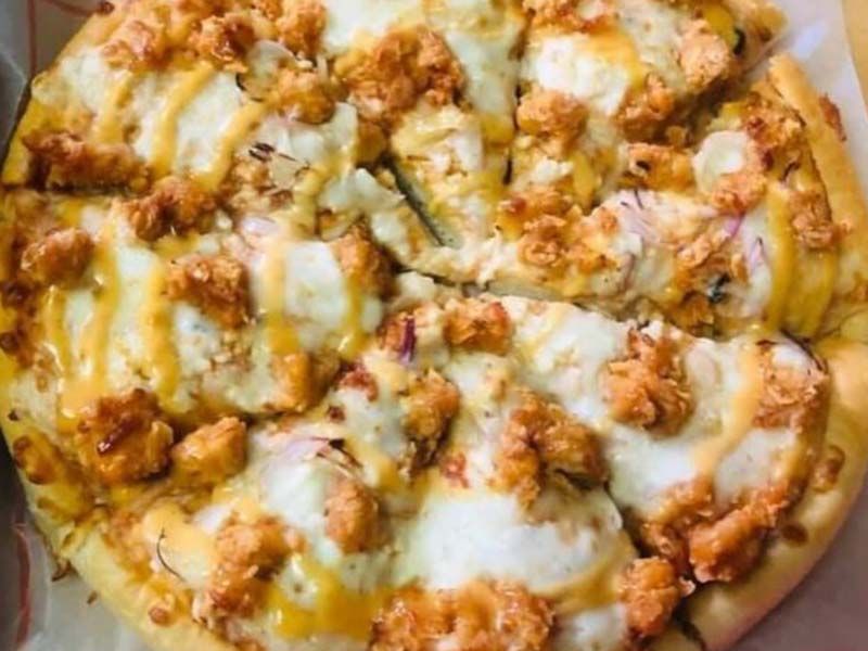 Crispy Chicken Pizza