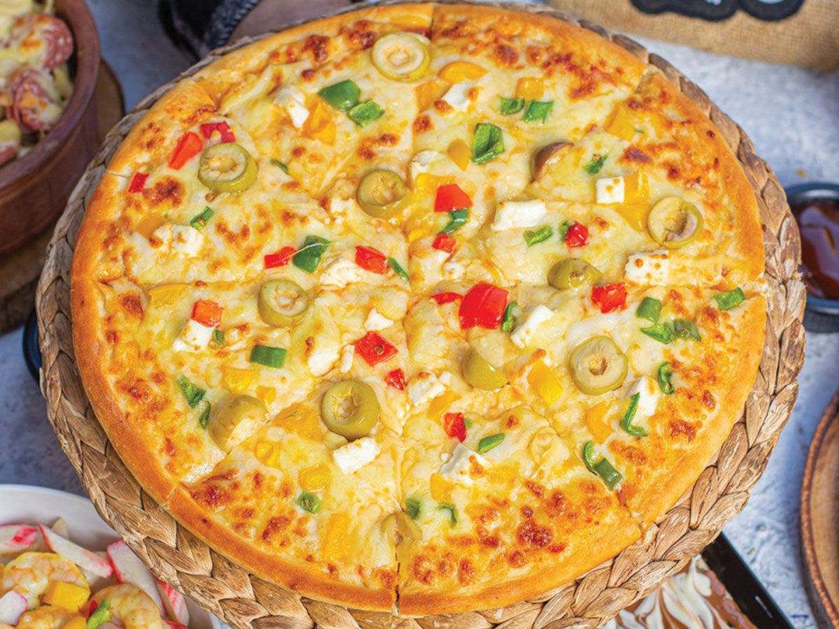 Quattro formaggio pizza