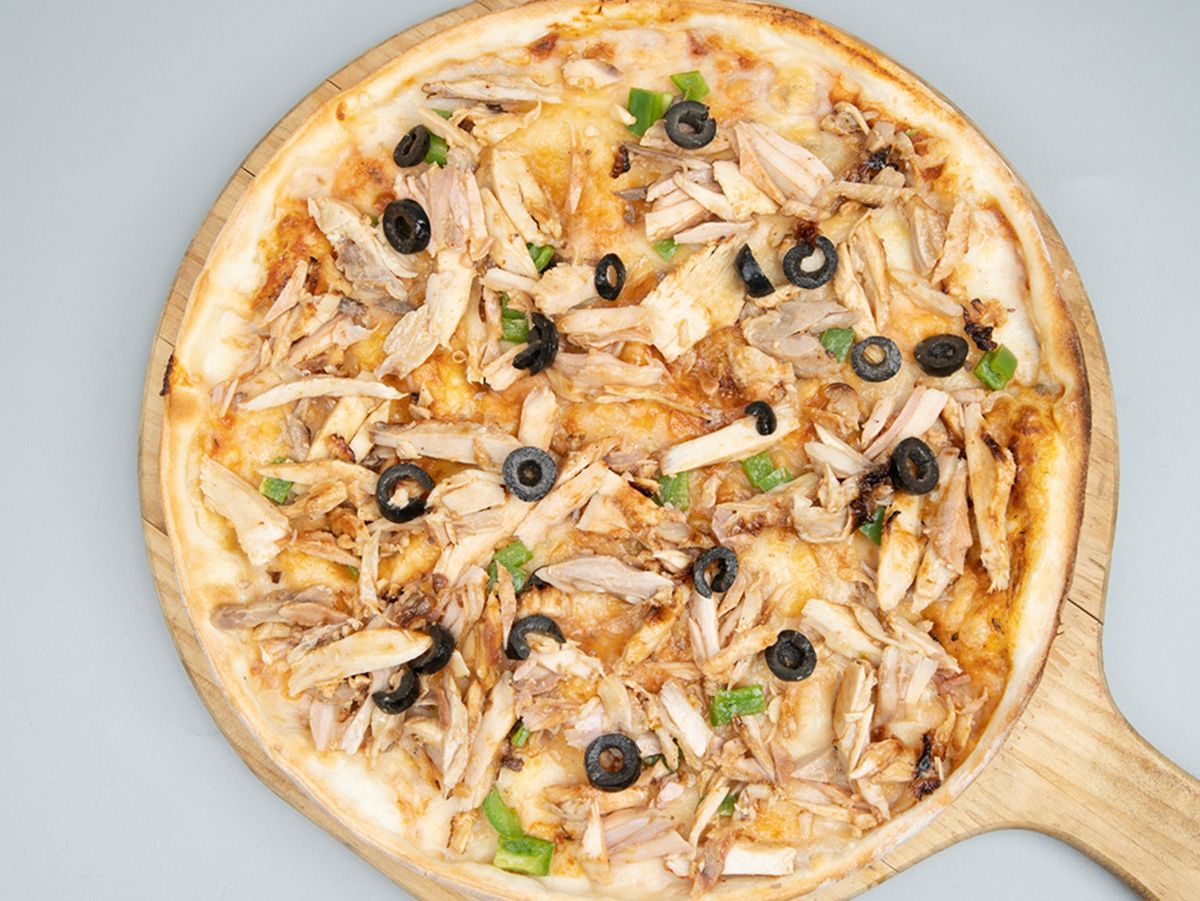Mix chicken pizza