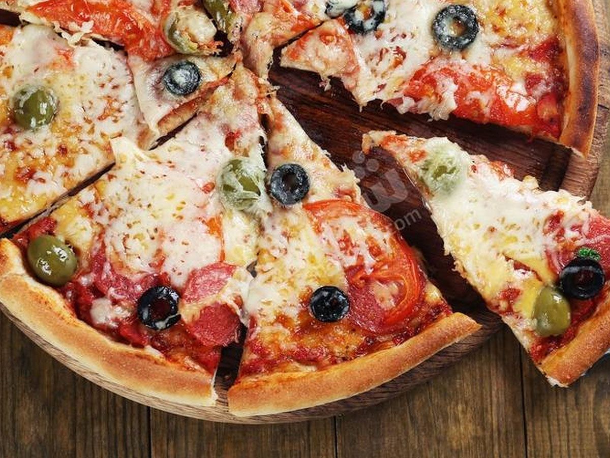 Hot dog pizza