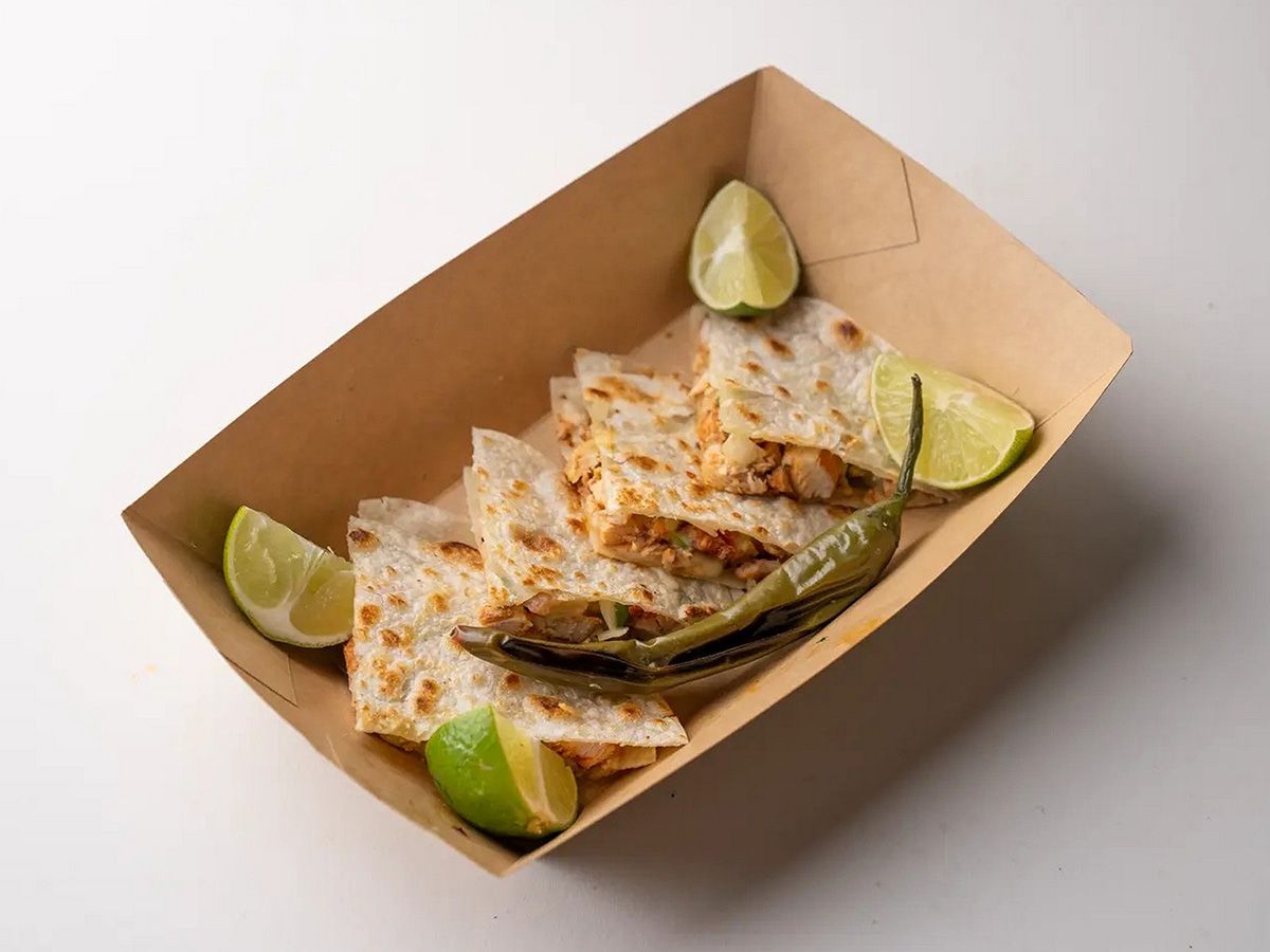Quesadilla chicken with chicken sandwich