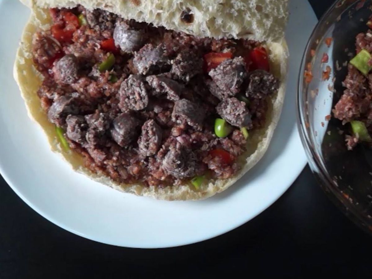 Alexandrian Sausage Hawawshi
