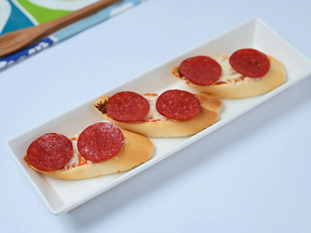 Pepperoni, Salami And Cheese Bread 3 Pieces