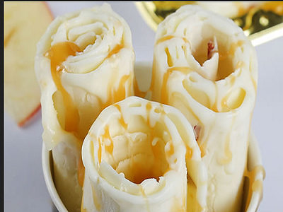 Caramel Banana Roll