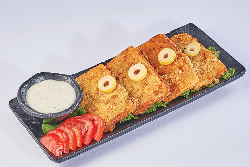 Fried halloumi cheese