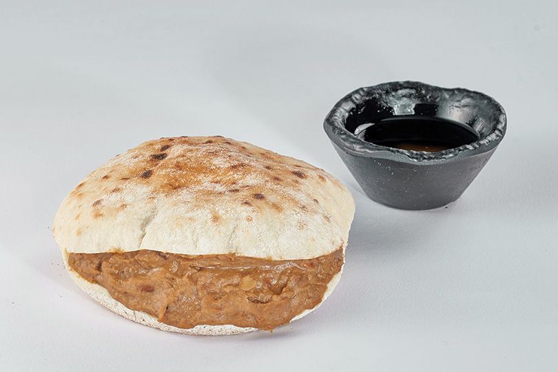 Olive Oil Foul Sandwich