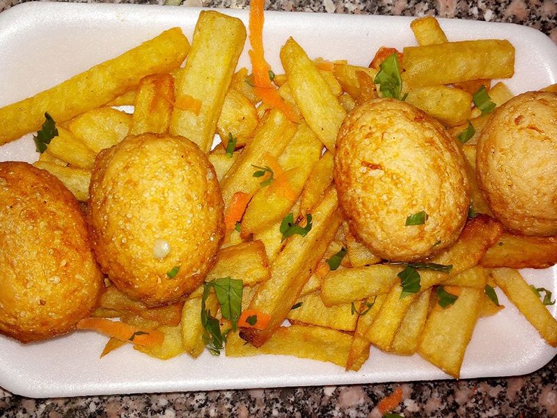 French Fries With Eggs Sandwich