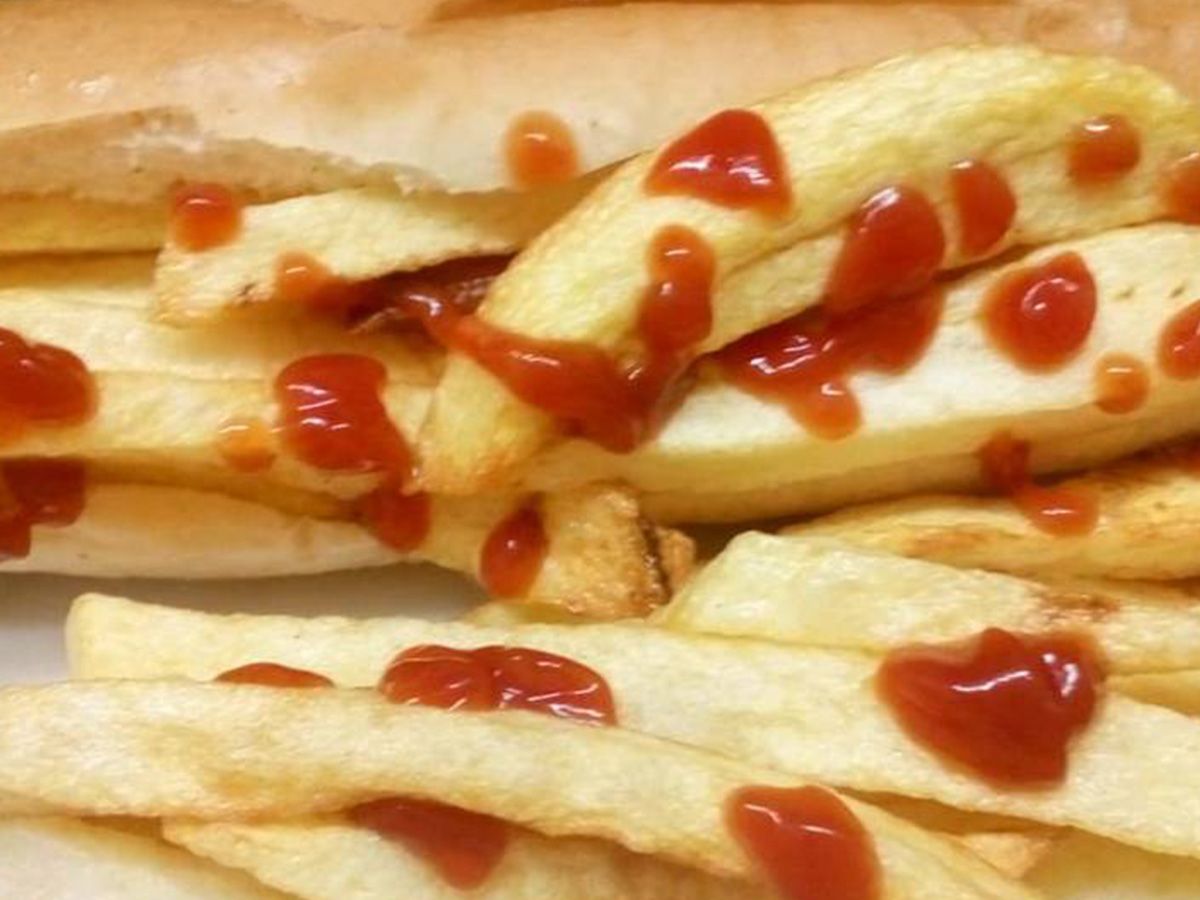 Potatoes with ketchup sandwich