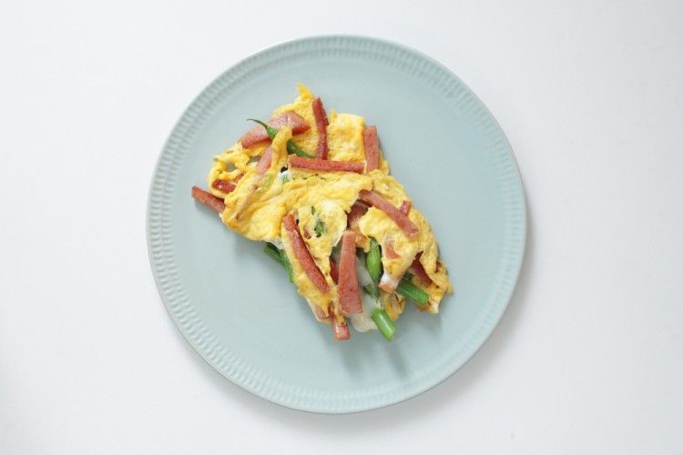 Egg and Luncheon Sandwich