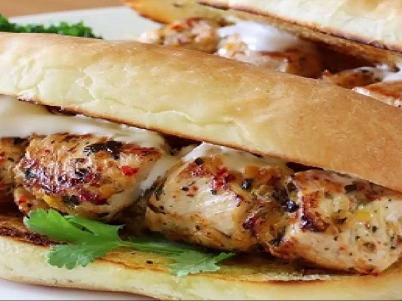 Shish Tawook Sandwich with Mayonnaise
