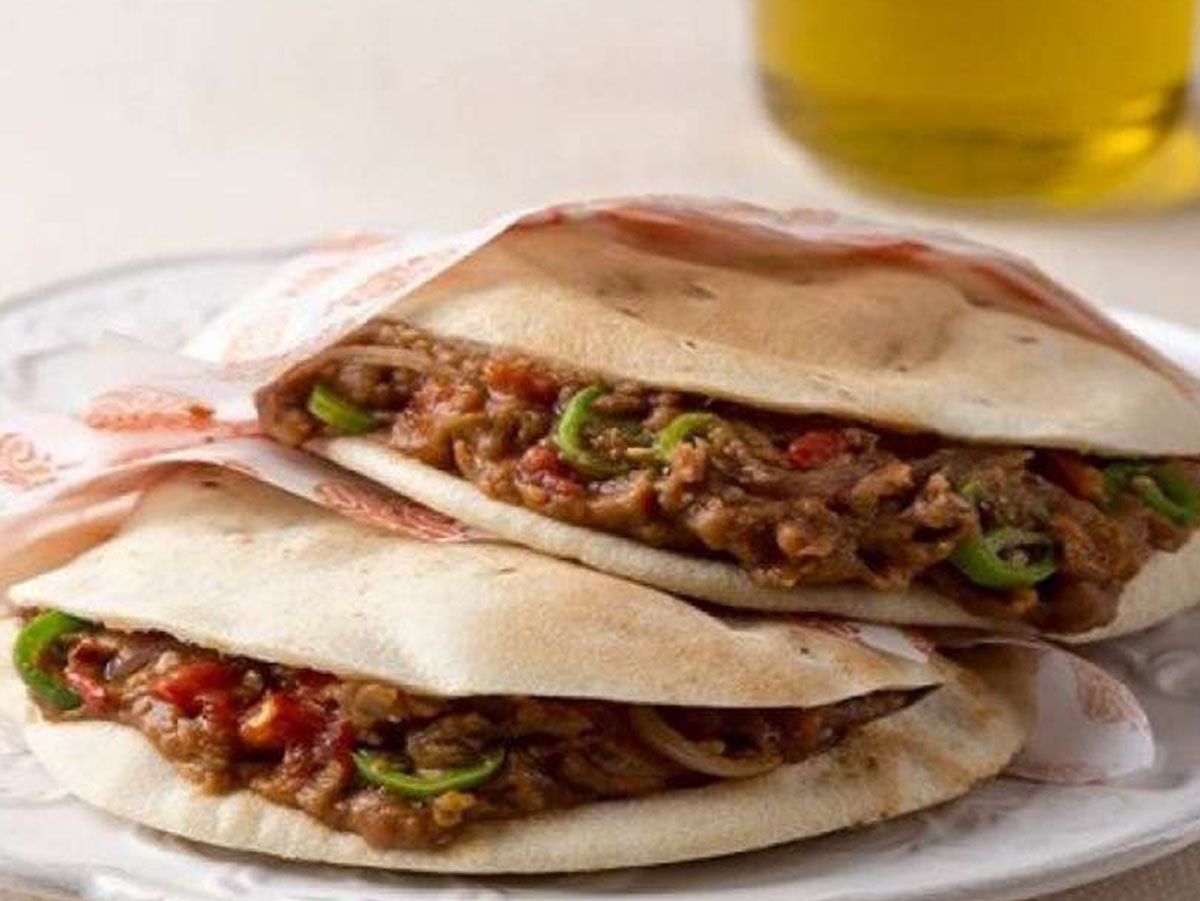 Foul With Jalapeno Sandwich
