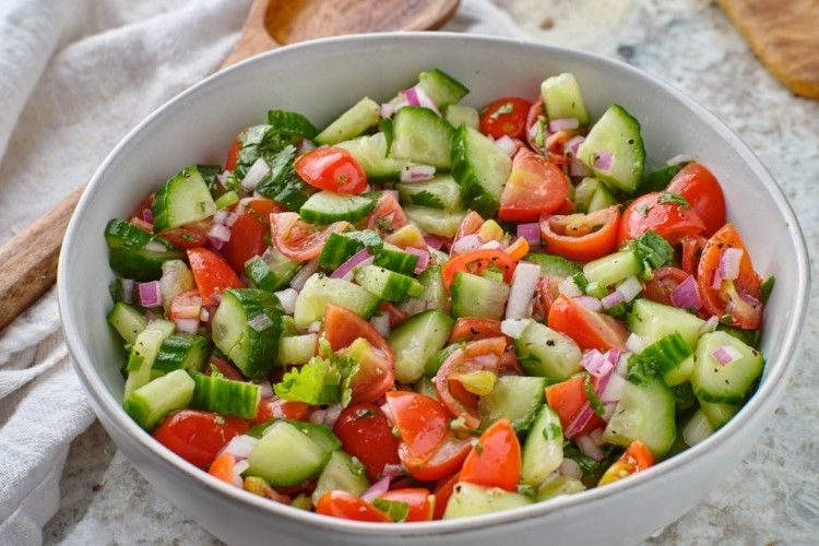 Plate Baladi Salad