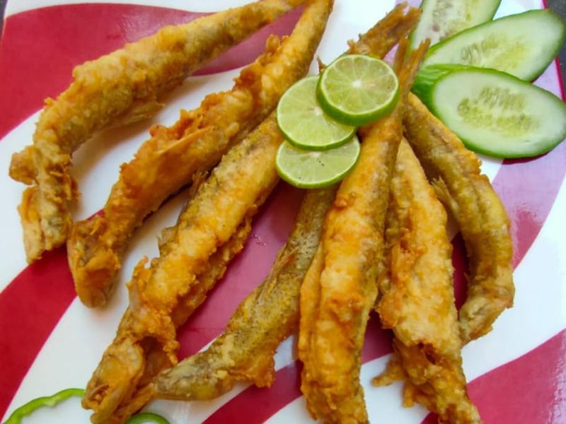 Fried Macaroni Fish