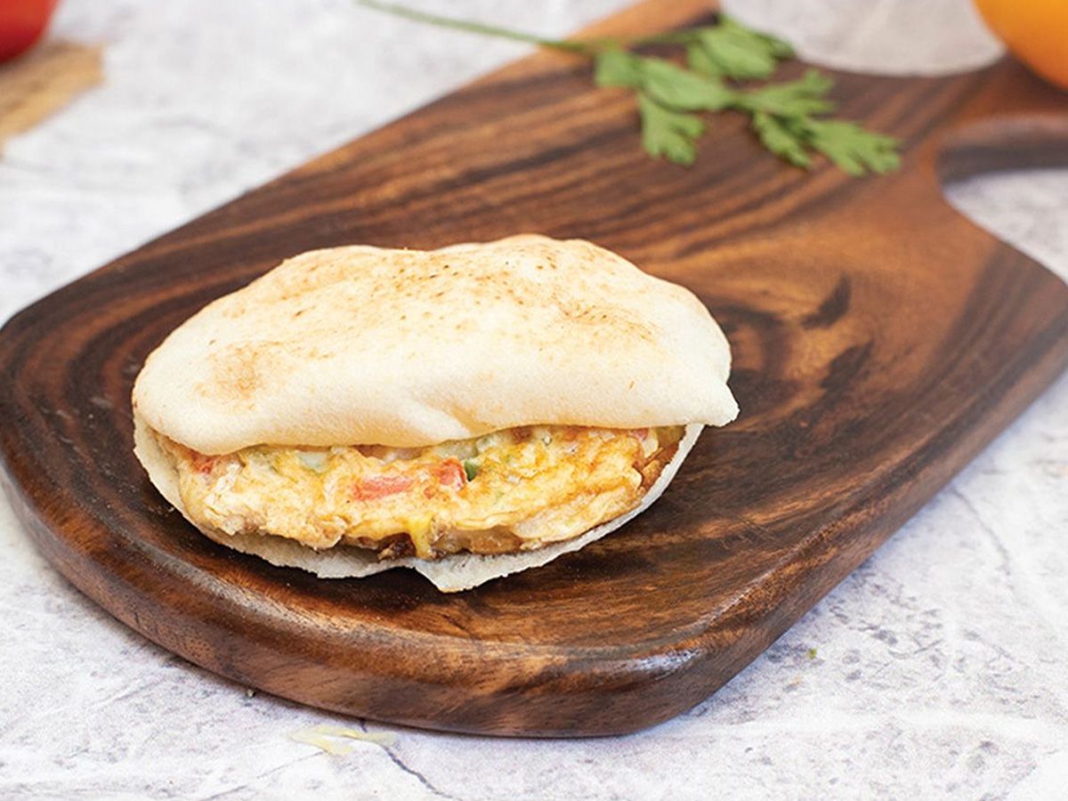 Vegetable omelette sandwich