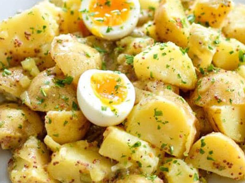 French Fries With Eggs Sandwich