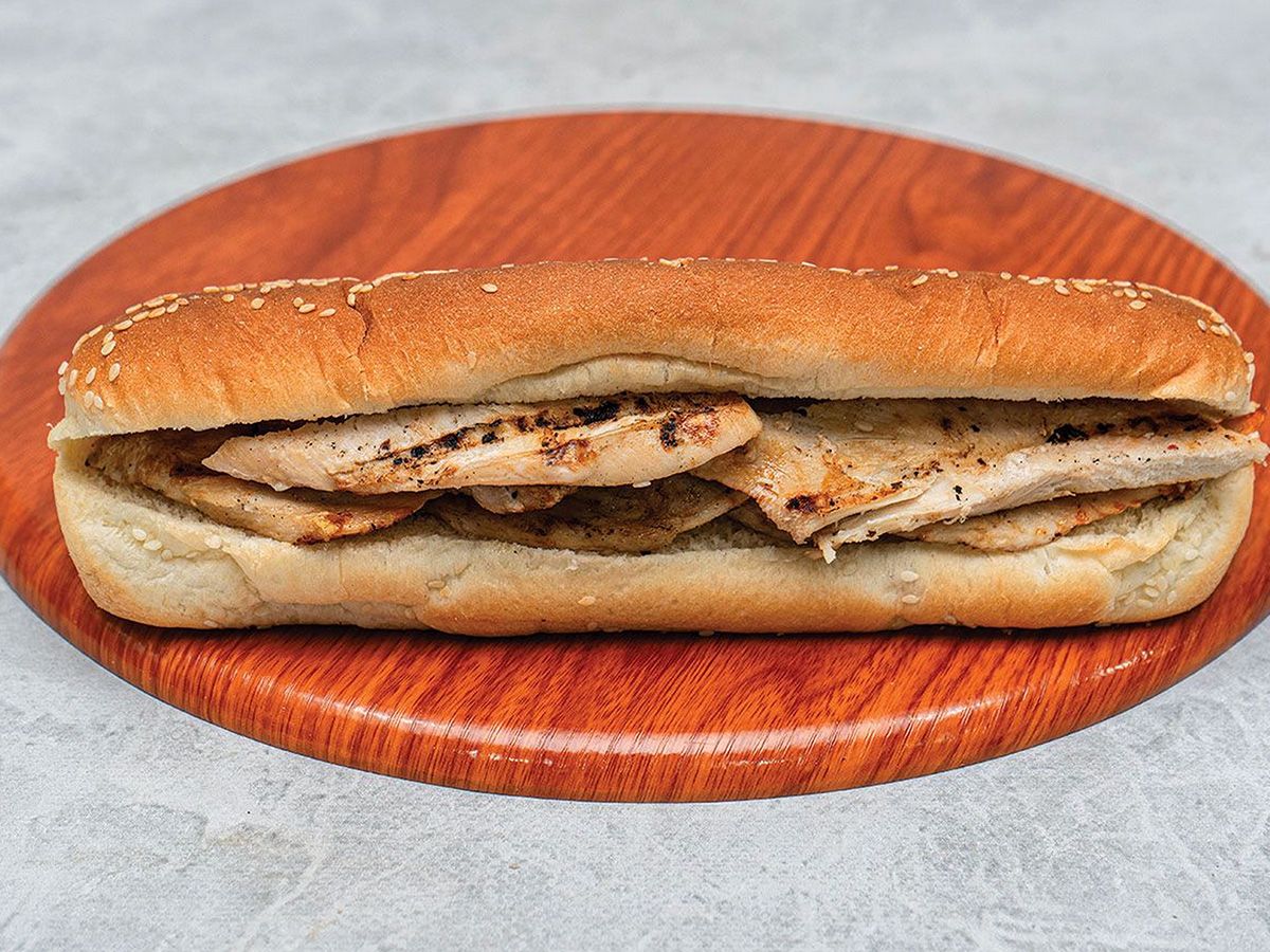 Grilled Chicken Sandwich With Potatoes