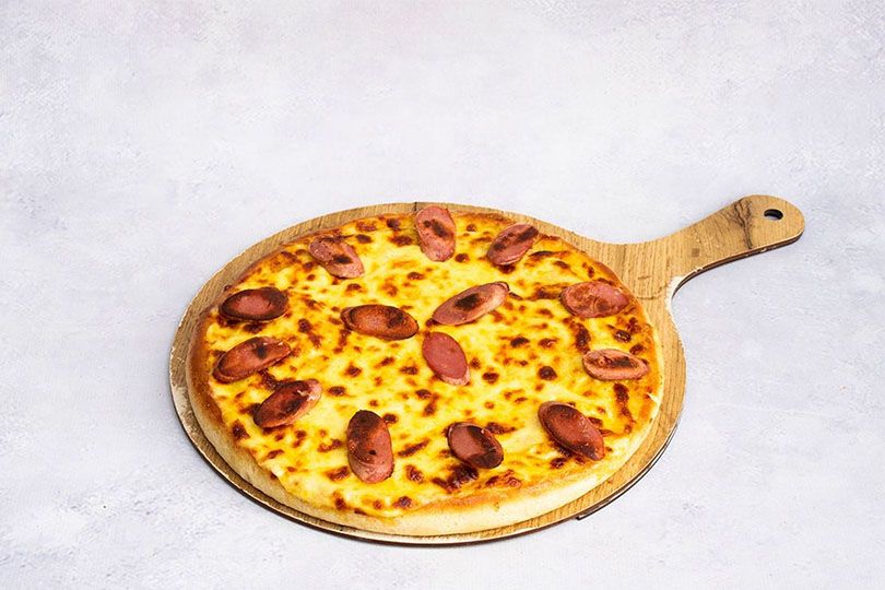 hot dog Pizza