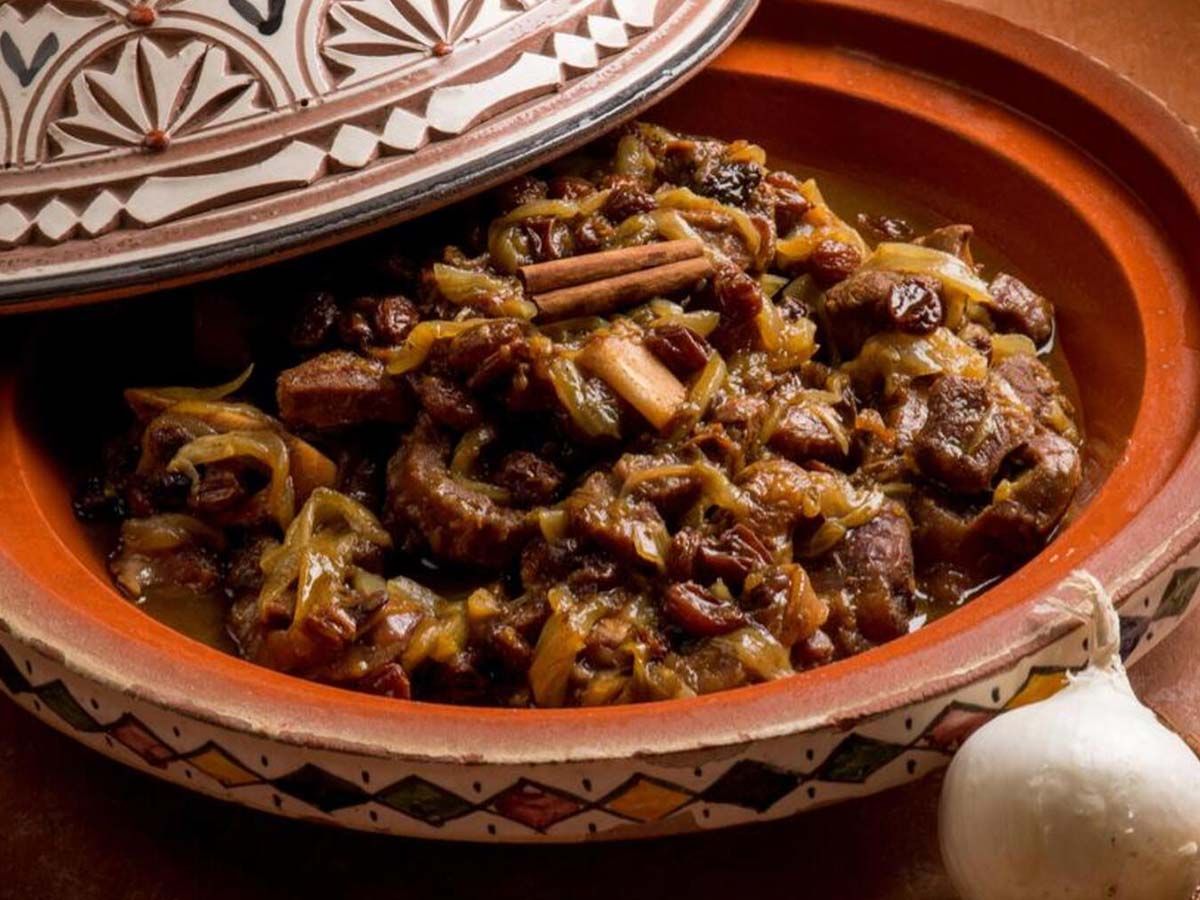 Onion with meat casserole
