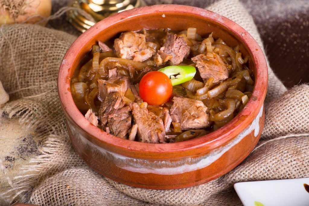 Beef Tagine with Demi-Glace and Pepper Sauce