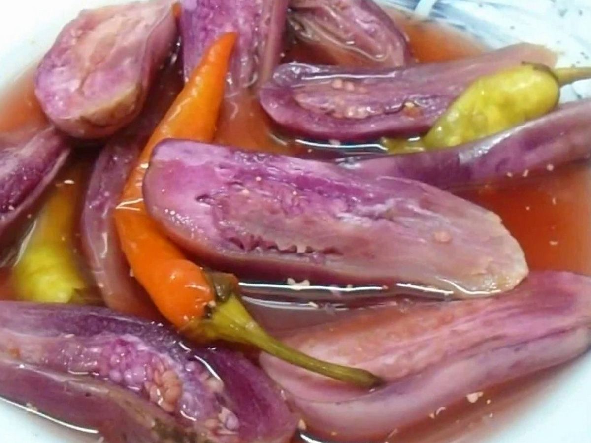Boiled pickled eggplant Box