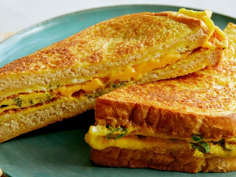Baladi Egga Sandwich