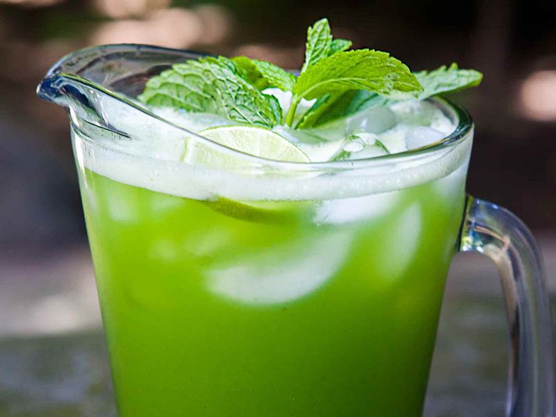 Lemonade with mint