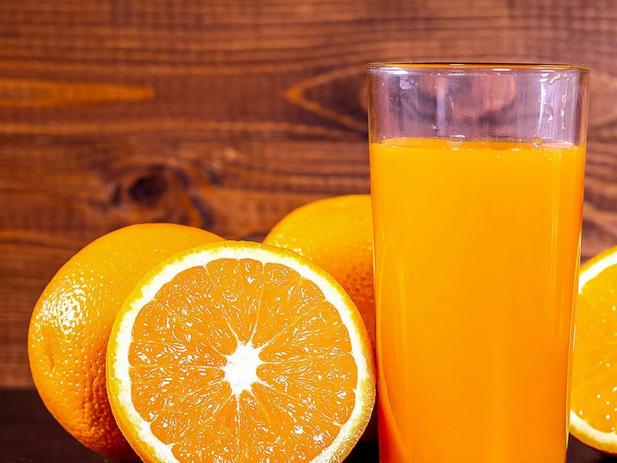 Fresh orange juice