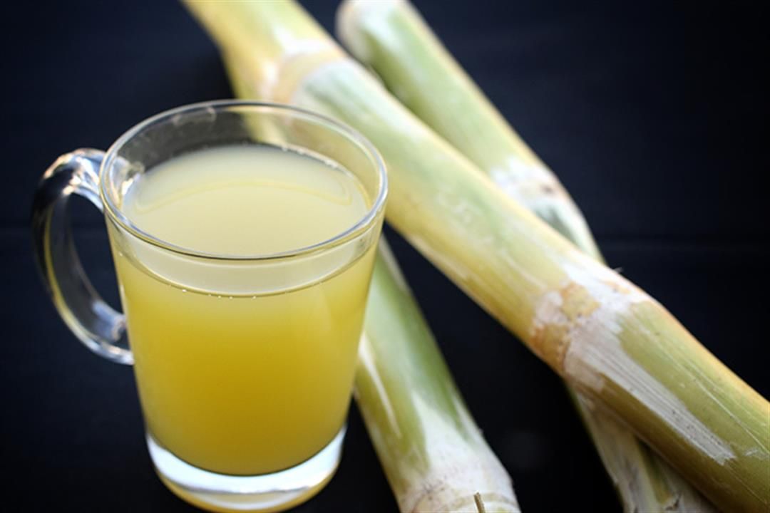 Sugarcane juice with milk
