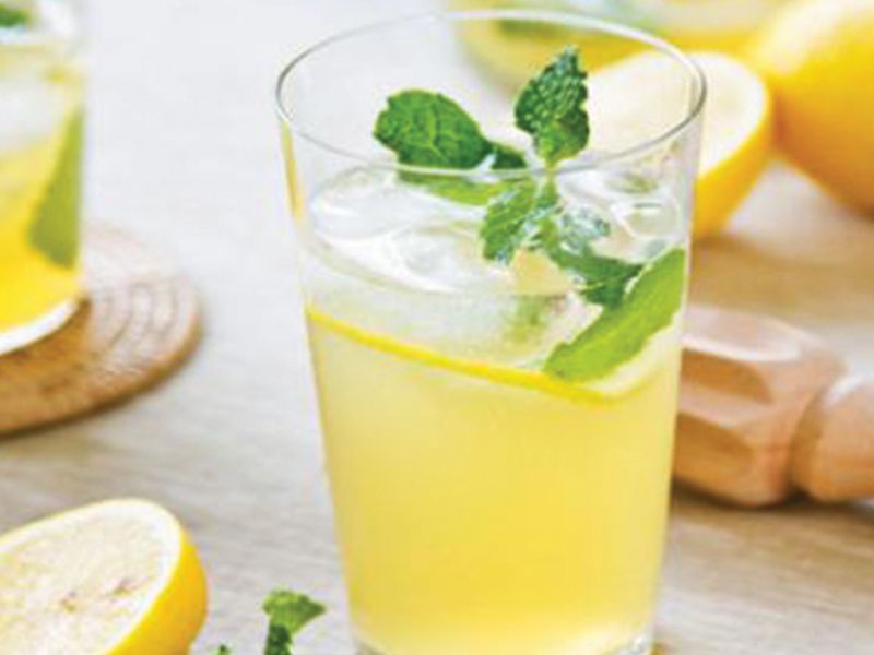 Lemon With Mint Juice
