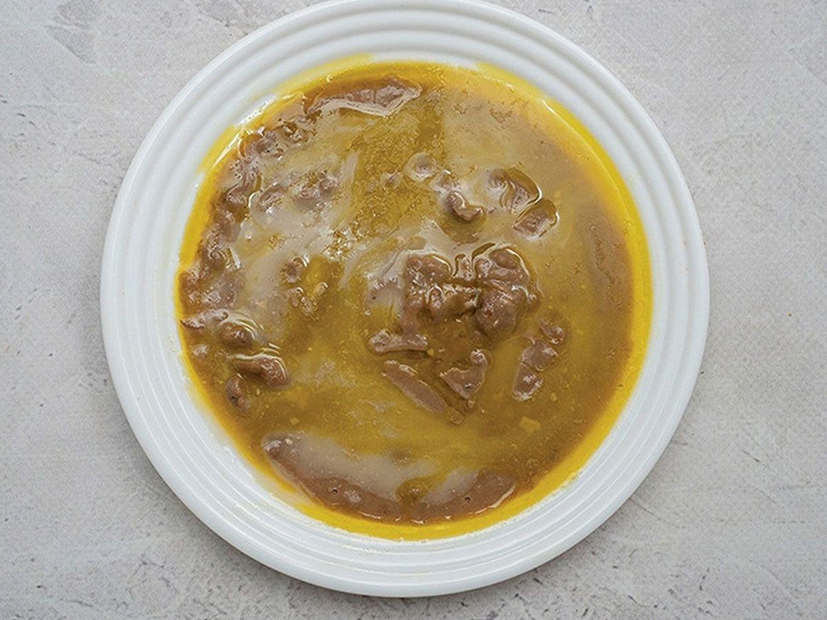 علبة فول زيت حار