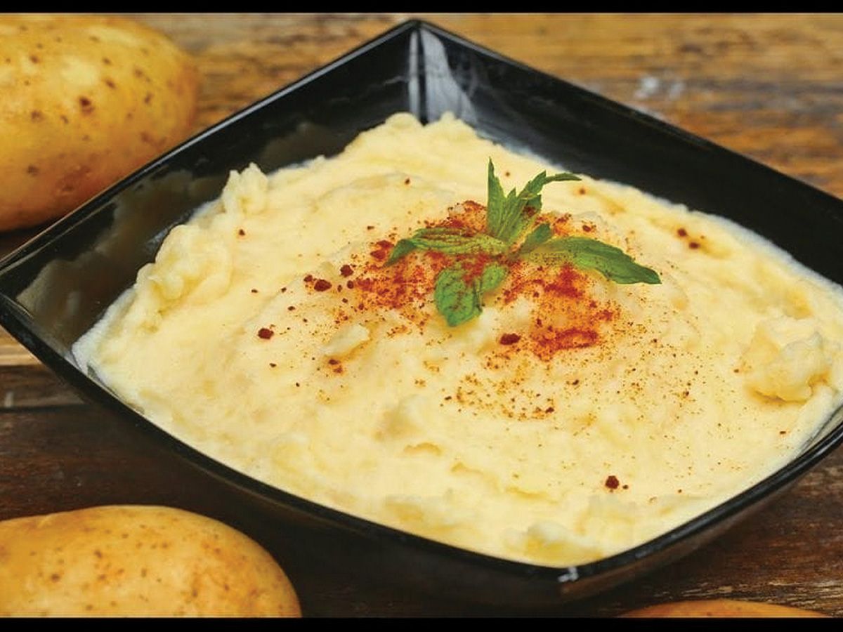 Mahrousa With Hummus Box