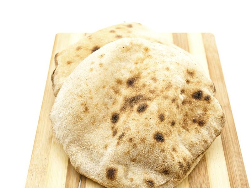 Baladi bread, a bag loaf of five loaves