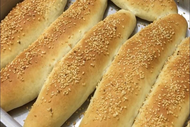 عيش فينو